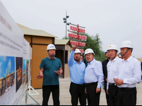 甘肅省文化和旅游廳黨組成員、副廳長(zhǎng)萬(wàn)學(xué)科一行調(diào)研樂動(dòng)敦煌-文旅產(chǎn)業(yè)綜合體項(xiàng)目建設(shè)情況